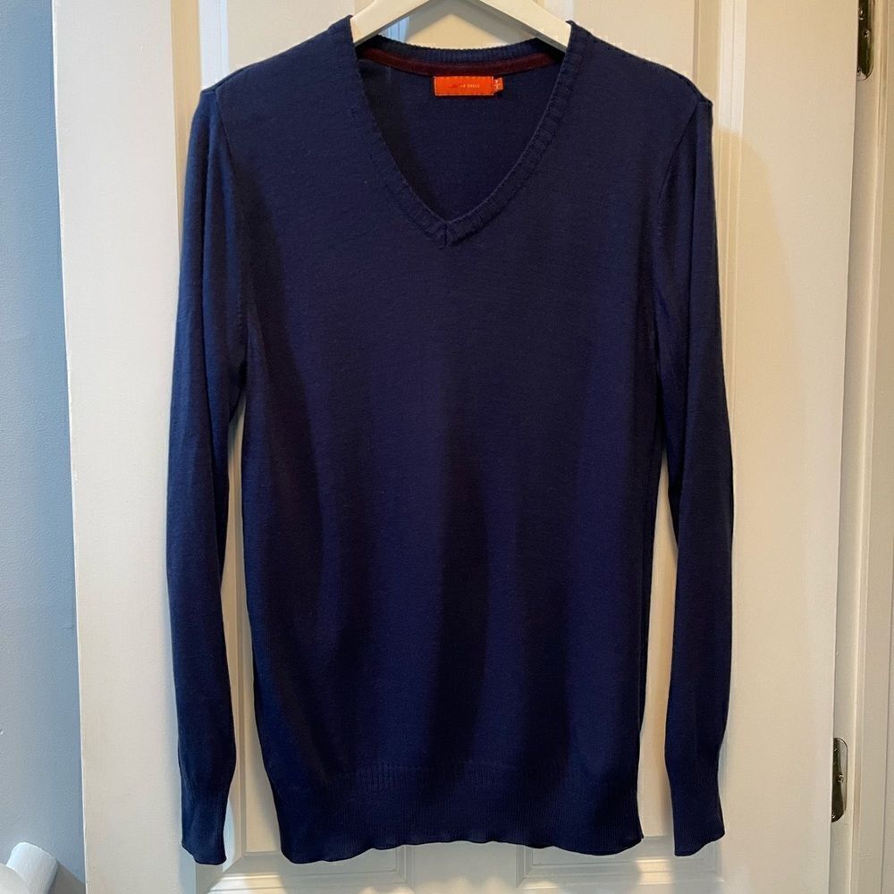 Arturo Calle navy V-neck lightweight sweater size PS